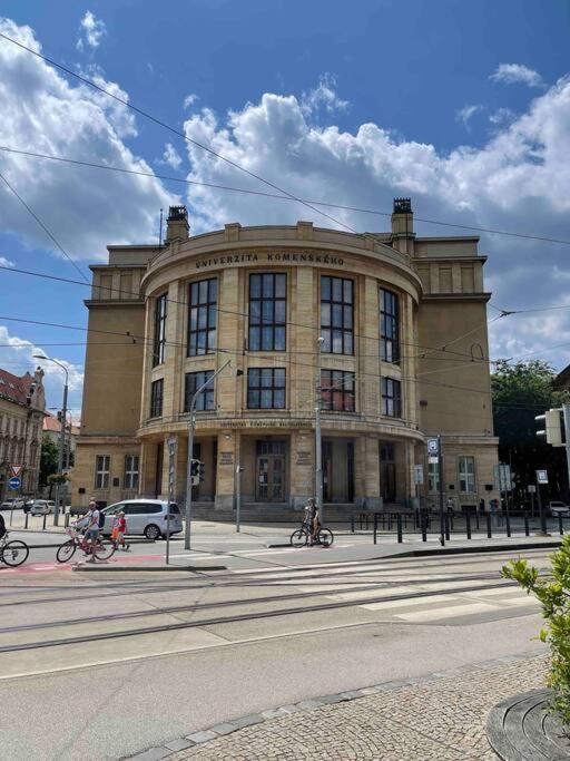 Good Old Times Apartment Bratislava Luaran gambar